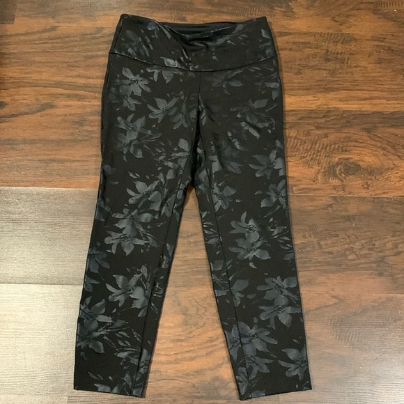 SOFT SURROUNDINGS BLACK JACQUARD LEGGINGS - Picture 2 of 8